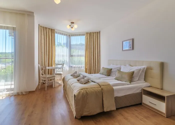 Cabacum Plaza Beach - High-speed Wifi * Золоті Піски