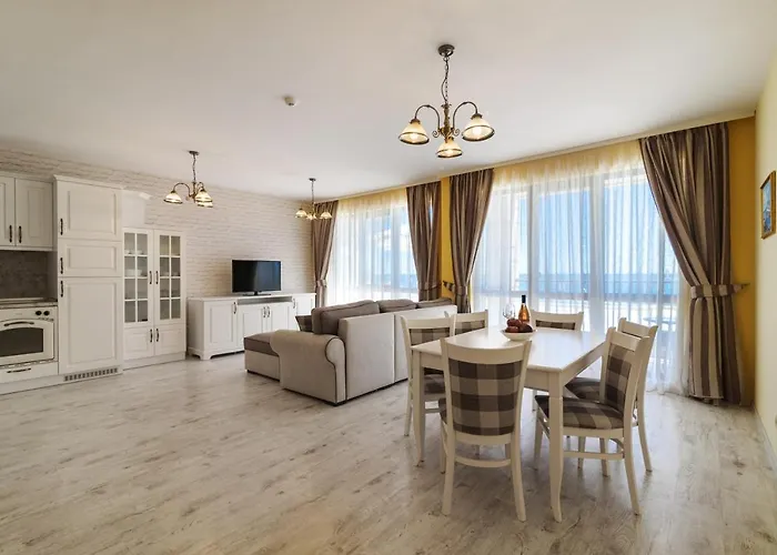 Cabacum Plaza Beach - High-speed Wifi Апартаменти