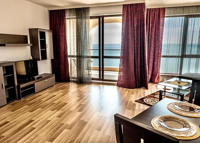 Cabacum Plaza Beach - High-speed Wifi Золоті Піски